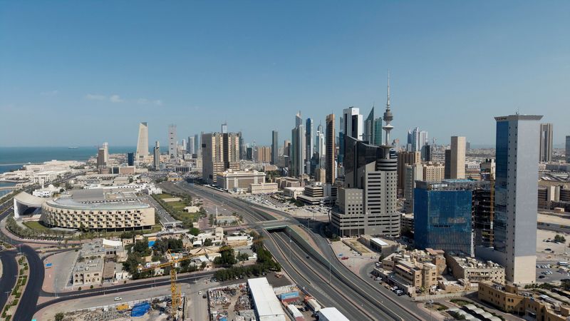 البحرين والكويت تُفعّلان أنظمة الدفاع الجوي للتصدي لهجمات إيرانية