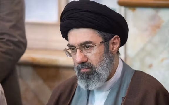 مجتبی خامنهای بهعنوان رهبر جدید جمهوری اسلامی معرفی شد