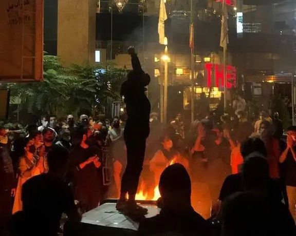 وزیر کشور خیزش مردم را «مزاحمت دشمن» خواند؛ کسب آمادگی برای سرکوب معترضان در ۴۰۰ نقطه کشور