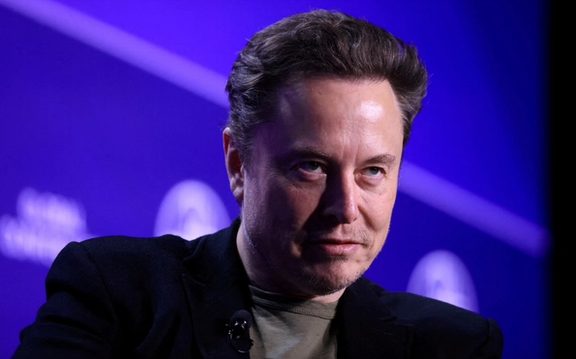 حقوقيون يطالبون إيلون ماسك بإتاحة الإنترنت للإيرانيين بدلا من التودد لنظام طهران