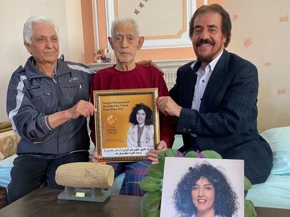 ممانعت نهادهای امنیتی از اعطای مرخصی به نرگس محمدی برای شرکت در خاکسپاری پدرش