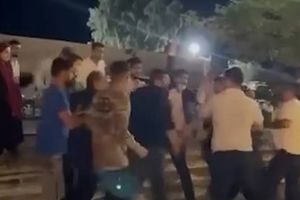 ماموران لباسشخصی در قم با کشیدن اسلحه به چند زن بهدلیل قلیان کشیدن حمله کردند