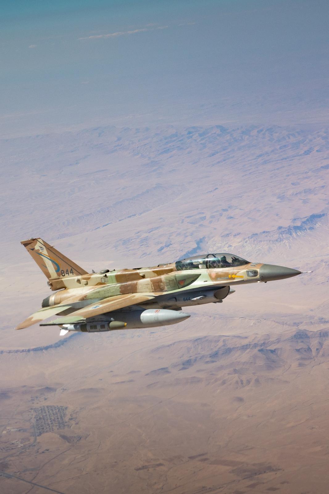 ارتش اسرائیل: موج گسترده‌ای از حملات را در اصفهان به پایان رساندیم