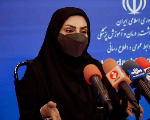 دبیر کمیته علمی کرونا: مردم به واکسنهایی که خارج از کشور تزریق میشود اعتماد نکنند