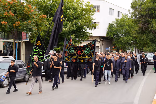Iranians recast Ashura mourning to remember January protest victims