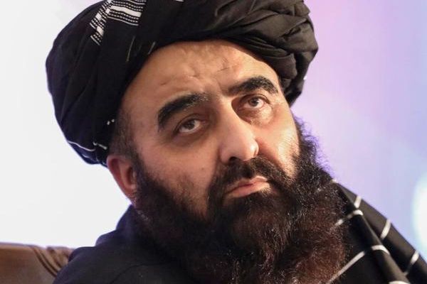 رغم الخلافات السابقة.. وزير خارجية "طالبان" يزور طهران بدعوة إيرانية