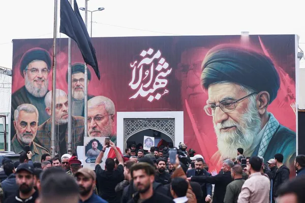  انتشار تصاویر حضور حشد الشعبی در ایران موجی از انتقادات را در پی داشت