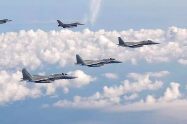 مسؤول إسرائيلي رفيع: تل أبيب مستعدة لضرب إيران إذا فشلت المفاوضات