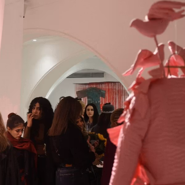 مقام دانشگاه تهران به دلیل حضور زنان بدون حجاب اجباری در «هفته دیزاین» عذرخواهی کرد