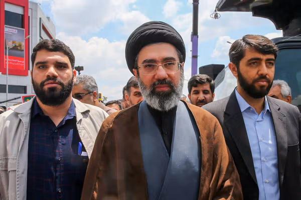 سیبیاس: مجتبی خامنهای در مکانی نامعلوم با دسترسی کم به دنیای خارج پنهان شده است