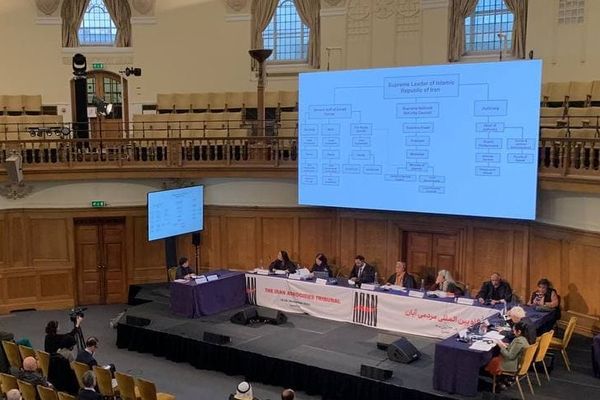 المحكمة الشعبية الدولية: استهداف الأطفال.. ورجل أمن إيراني: نستخدم الجنائيين لتبرير القمع
