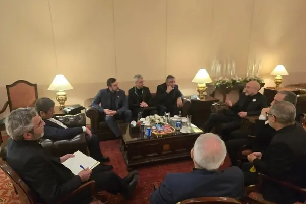 یک مقام ایرانی به العربیه: آماده مذاکرهایم اما تسلیم نخواهیم شد