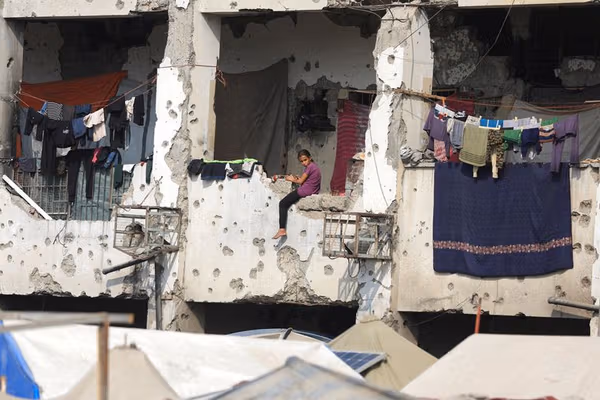 شبکه العربیه: رهبران اخوانالمسلمین کمکهای بازسازی غزه را خرج خرید ملک در اروپا کردهاند