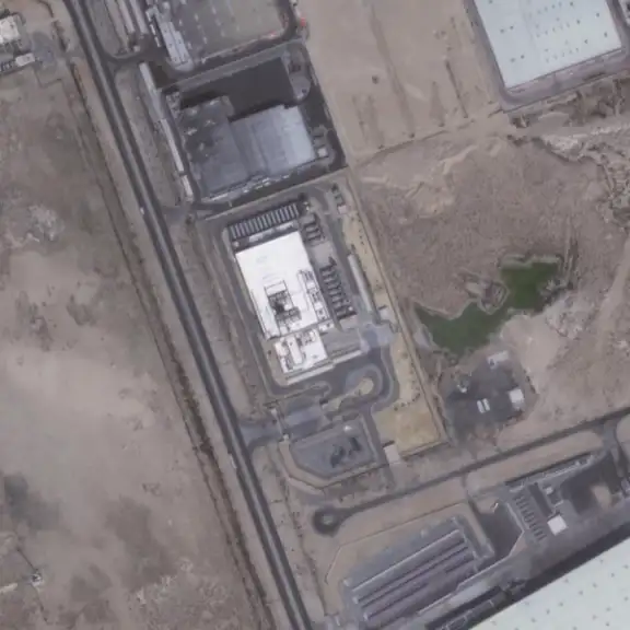 The Abu Dhabi AWS data center that was hit by an Iran strike earlier this year. (Planet Labs PBC/WSJ)