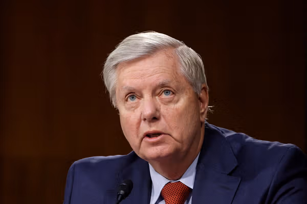 لیندسی گراهام: این همه کشتی به این خاطر که هوا در این فصل خوب است، به منطقه نیامدهاند