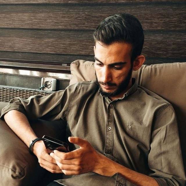 استمرار احتجاز طالب بجامعة آزاد في سجن طهران الكبير بعد اعتقاله منذ أكثر من شهر 