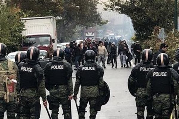 العفو الدولية: استمرار القمع والتعذيب وانتهاك حقوق الإنسان في إيران خلال عام 2021