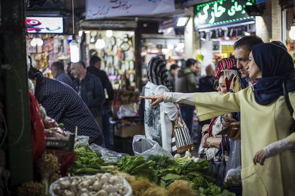 از مدرسه تا پادگان، شهروندان از فشارها و محدودیتهای اعمال شده در ماه رمضان میگویند