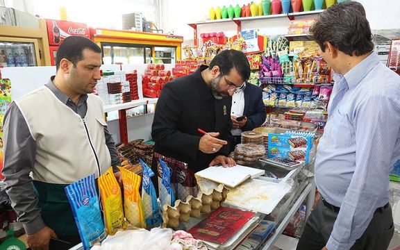‘Buy now, pay later’ culture spreads to Iran’s corner shops due to cash crunch