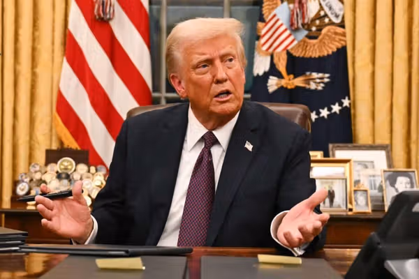 فارین پالیسی: ترامپ همزمان با جنگ در ایران، جنگ تجاری با متحدان را نیز تشدید کرده است