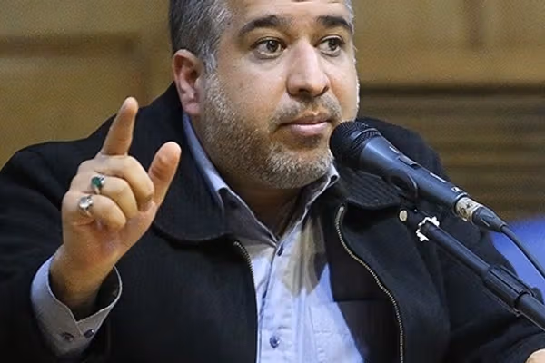 خضریان، نماینده تهران: ترامپ لات کوچه خلوت است
