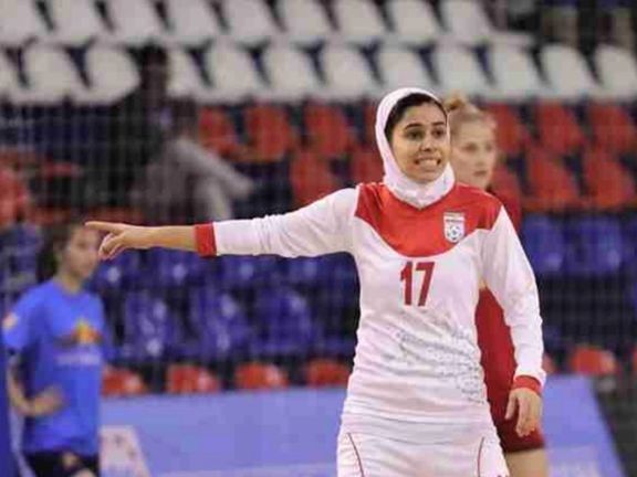 طرد لاعبة إيرانية من معسكر المنتخب بسبب رفضها الحرب ضد أوكرانيا