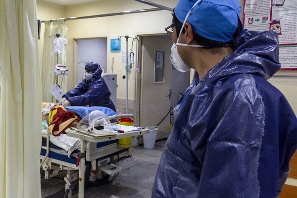 كورونا في إيران.. عدد المدن شديدة الخطورة يتضاعف.. وأكثر من 60 وفاة يوميا بعد 5 أشهر