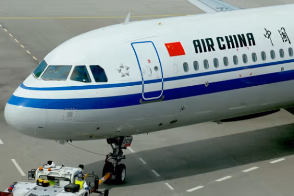 در بحبوحه تنشهای تجاری، آمریکا در پی ممنوع کردن عبور پروازهای چینی از آسمان روسیه است