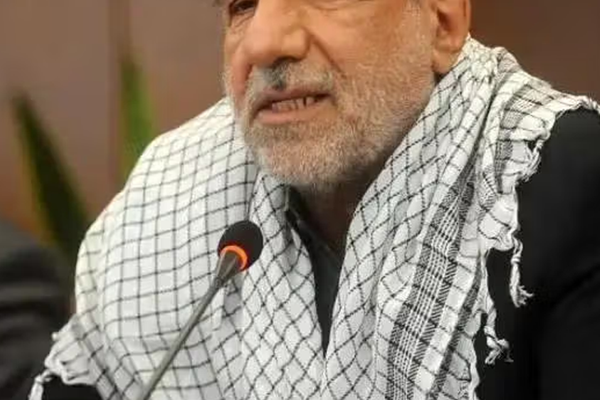 برلماني إيراني يدعو إلى تشديد المواجهة مع الولايات المتحدة
