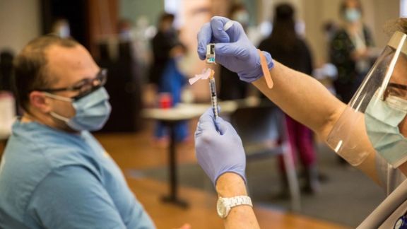 با اولویت قرار دادن واکسیناسیون آمریکاییها،ایالات متحده به مکزیک و کانادا واکسن کرونا ارسال نمیکند