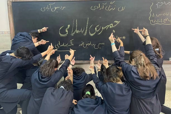 وزارت آموزش و پرورش از اجرای طرحی برای تربیت سیاسی دانشآموزان خبر داد