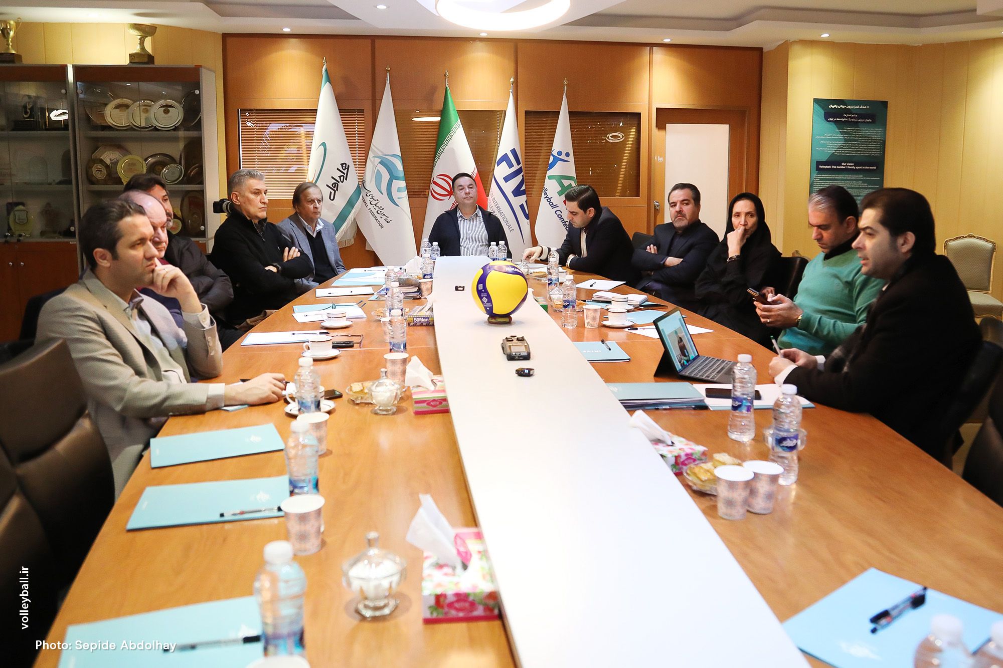 انصراف گزینه‌های تیم‌ملی والیبال؛ترس مربیان خارجی به دلیل انفجارهای کرمان یا دخالت دلالان؟