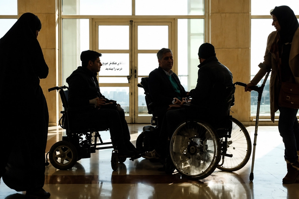 Rising care costs hit Iranians with spinal injuries