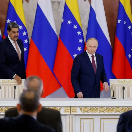 خروج خانواده دیپلماتهای روسیه از کاراکاس و ترک یک پروژه ونزوئلا از سوی سپاه پاسداران