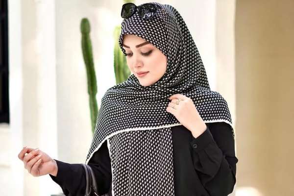 إيرانيون محافظون يهاجمون "مؤثرات الحجاب": جنود في الحرب الثقافية ضد "الزي الإسلامي"