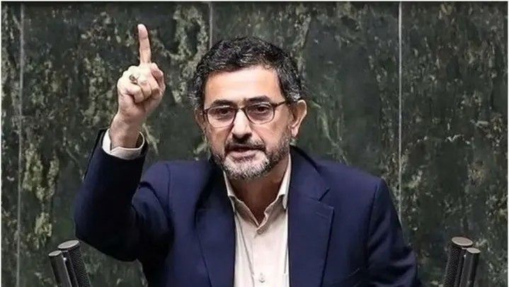 عضو کمیسیون امنیت ملی مجلس: مجتبی خامنه&zwnj;ای از انتشار اسناد &laquo;بکلی سری&raquo; ناراضی است