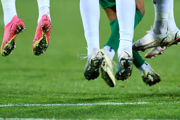 فدراسیون فوتبال: لیگ برتر را از اوایل اردیبهشت و فقط در یک استان برگزار میکنیم