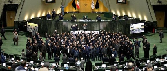 برلمانيون إيرانيون: من حقنا تخصيب اليورانيوم حتى 93 في المائة