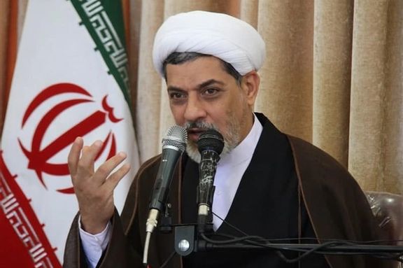 استاد حوزه علمیه: مانتوی تنگ و کوتاه انگیزه ازدواج مجردها را از بین میبرد