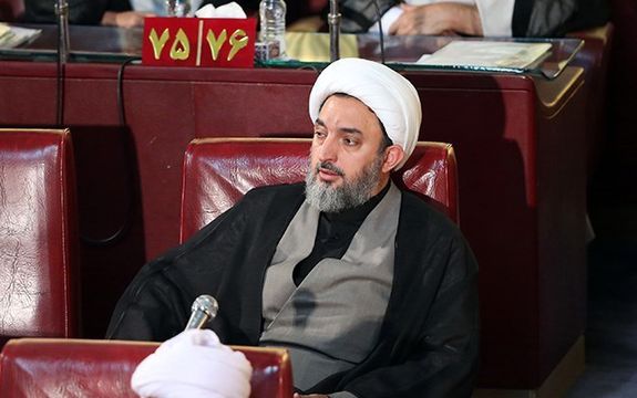 مستشار الرئيس الإيراني للشؤون الدينية: إذا استقلت النساء ماليا فسيشهد كيان الأسرة طغيانا