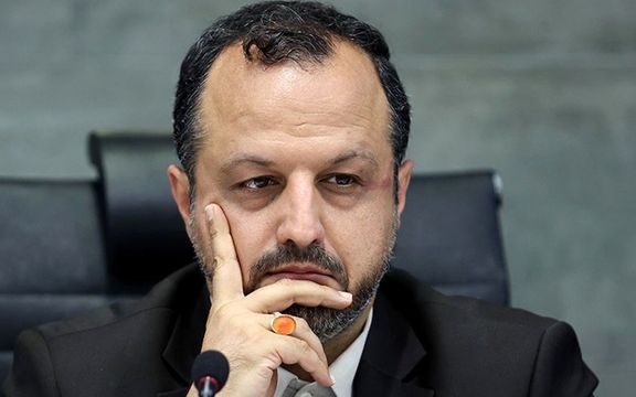 احسان خاندوزی، وزیر اقتصاد: افرادی در کشور داریم که توانایی خرید سه نان را هم ندارند