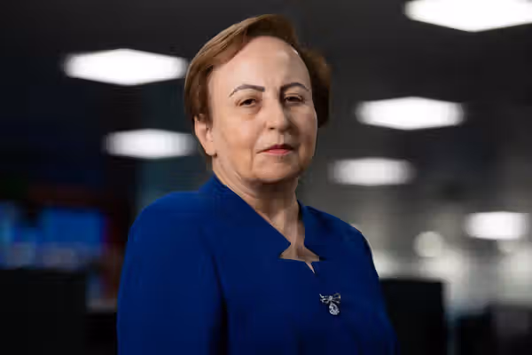 شيرين عبادي: النظام الإيراني يبدّد "حياة الشعب" في سبيل "موت قادته"