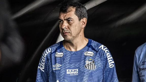 باشگاه استقلال قرارداد با کاریله و غرامت یک میلیون دلاری را تکذیب کرد