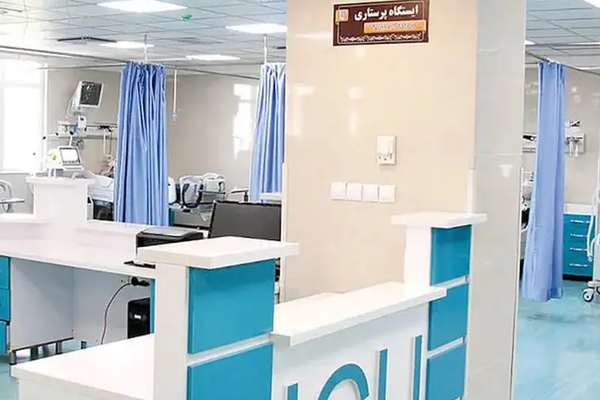 ممرضون إيرانيون يتظاهرون احتجاجا على سوء أحوالهم المعيشية وتراجع رواتبهم