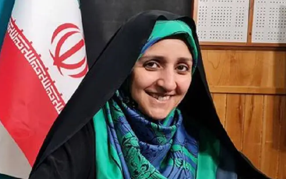 معاون پزشکیان در امور زنان: در برنامهریزیهای جنسیتی مردها را بیشتر از قبل در نظر بگیریم