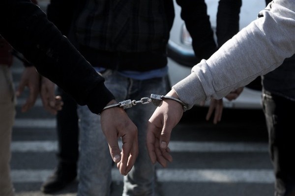 "هنغاو": اعتقال ما لا يقل عن 315 طفلًا وطالبًا في إيران خلال عام