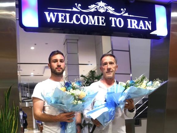 آندونی سسما، مربی اسپانیایی استقلال: «اینجا تهرانه، خیلی ترافیکه بابا!»