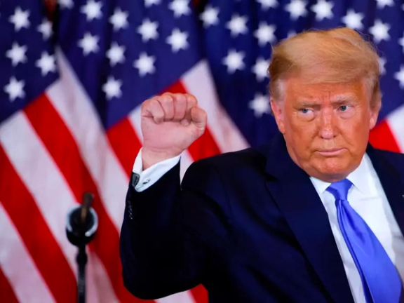 دونالد ترامپ در اولین رقابت در انتخابات مقدماتی حزب جمهوریخواه در ایالت آیووا پیروز شد