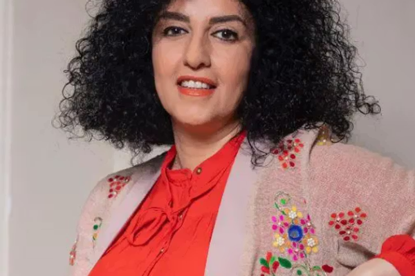 مخاوف من اغتيال الحاصلة على "نوبل" نرجس محمدي بسبب معارضتها لنظام طهران