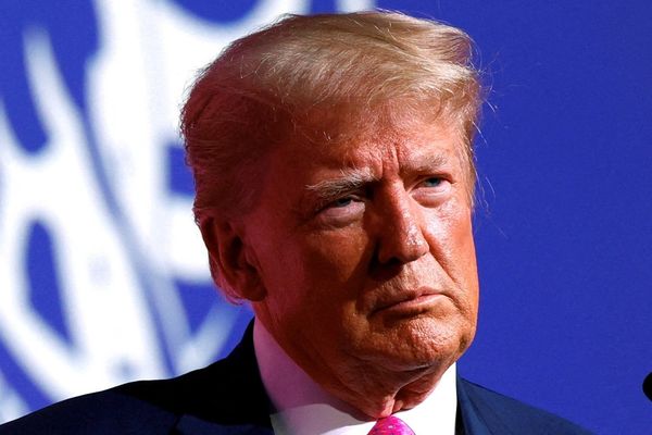 مساعد الرئيس الإيراني: إذا اتخذ ترامب خطوات عملية فنحن مستعدون للتفاوض